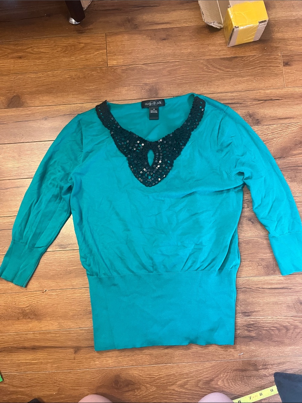 august silk Versatile V-Neck Pullover
